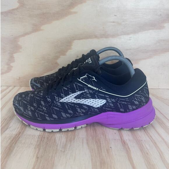 Brooks - Launch 5 - Running Shoes - Black/Purple - Women's - 9 - 1202661B090 - Picture 3 of 9